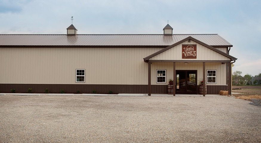 Urban Vines Winery and Brewery, Indiana, USA